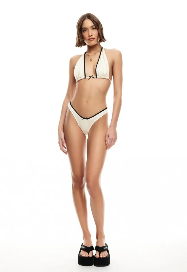 Women Lioness Fashion Sets CINDY TOP Cream