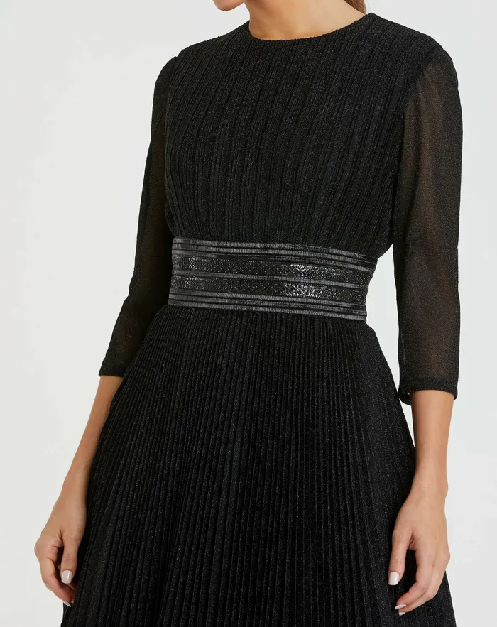 Women Mac Duggal Shimmering Pleated ALine 34 Sleeve Gown Black Best Sellers