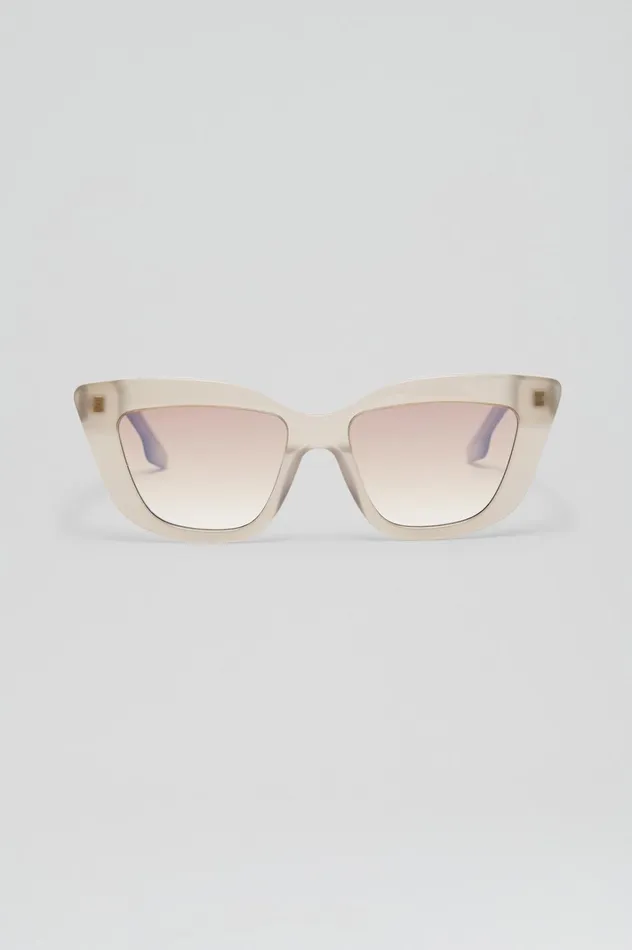 Women Scanlan Theodore Eyewear ST SOFT CAT EYE SUNGLASSES Crystalgrey Women Scanlan Theodore Eyewear ST SOFT CAT EYE SUNGLASSES Crystalgrey