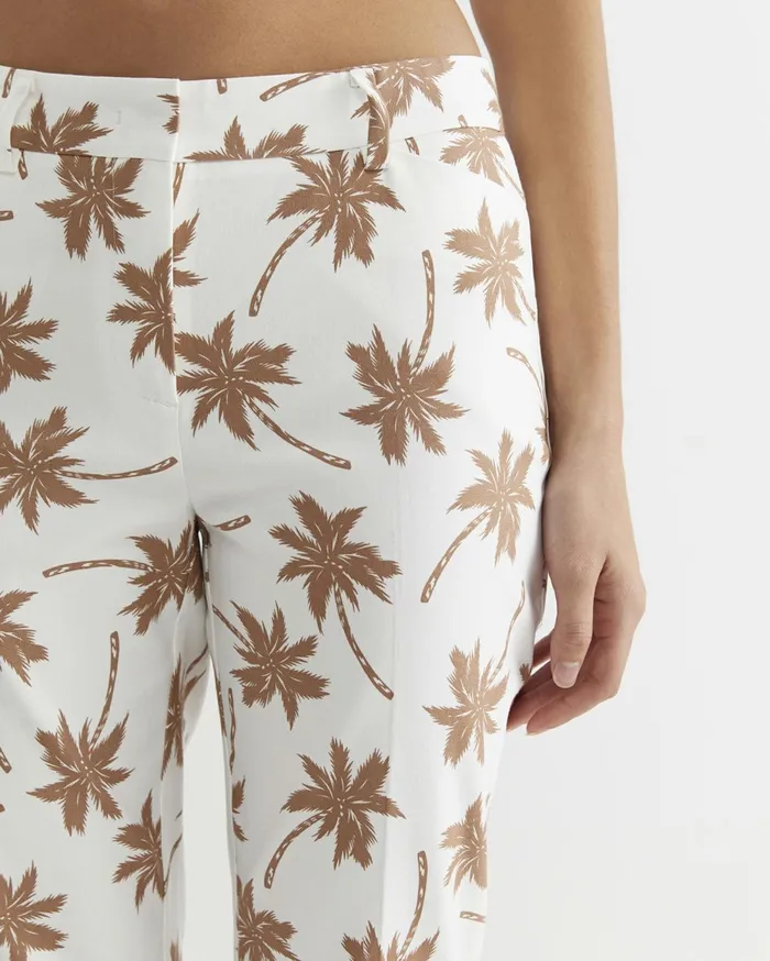 Women Sportscraft Pants Palm Venus Capri Tanwhite