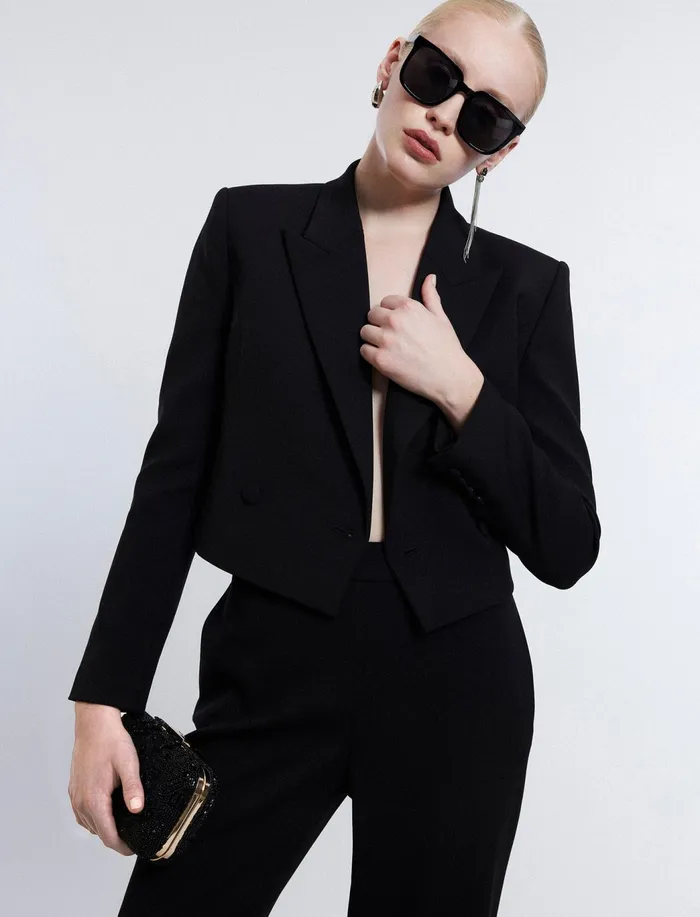 Women Suiting BCBG Cropped Blazer Black