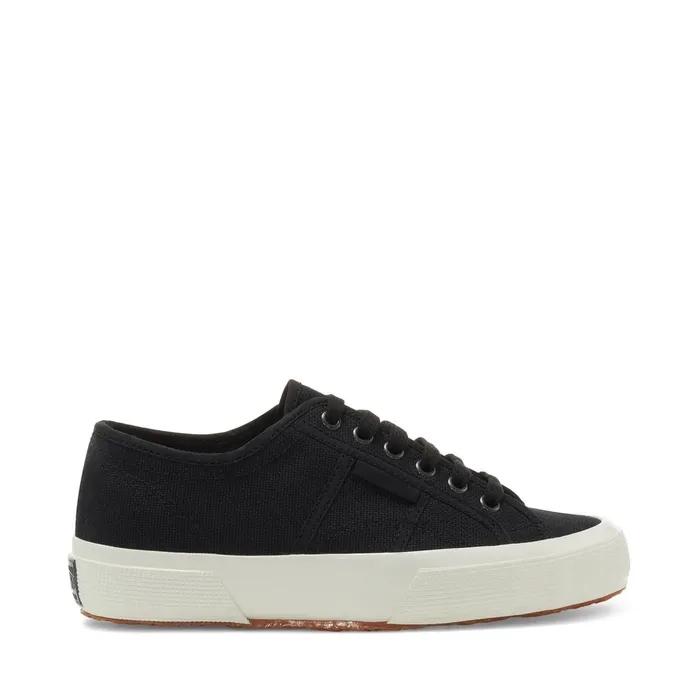 Women Unisex 2750 OG Low Cut BLACKWHITE AVORIO Superga Low Cut